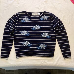 evan picone petites sweater women’s SP blue/white flower striped 100% wool